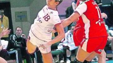 <b>NECESARIA. </b>Las acciones de Begoña Fernández en el pivote son muy necesarias para ganar a Noruega.