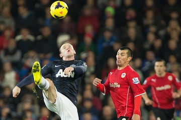 En el 2013 Gary Medel pasó de Sevilla al Cardiff, elenco que jugaba en la Premier. Ahí pudo marcar a estrellas como Wayne Rooney