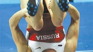 <b>PLENO DE LOS CAMPEONES OLÍMPICOS. </b>Yelena Isinbayeva era uno de los cuatro atletas campeones olímpicos en Atenas 2004 que competían en Madrid. Y todos vencieron. Los suecos Carolina Klüft y Stefan Holm se impusieron en pentatlón y altura, y el checo Roman Sebrle hizo lo mismo en la combinada del heptatlón.
