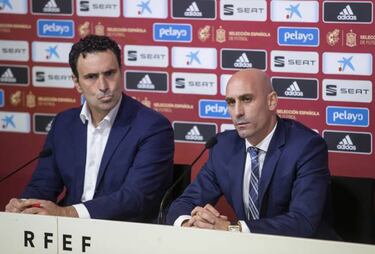 Rubiales empuja a Luis Enrique a la incomodidad