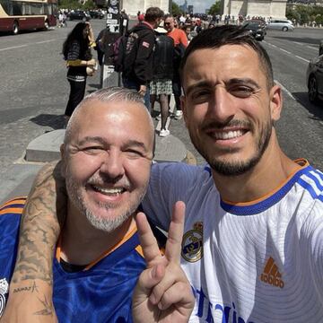 Joselu, delantero del Deportivo Alavés, se encuentra en París disfrutando de la final. 