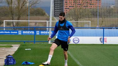 29/11/23 ENTRENAMIENTO ALAVES EN BAIA
GIULIANO SIMEONE