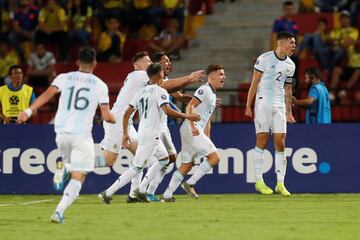 Mira las mejores imágenes del partidazo entre Argentina y Colombia 