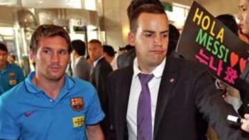 Messi y el Barça desatan la locura al llegar a Seúl