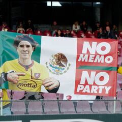 Memo Ochoa; querido en Italia, abucheado en México