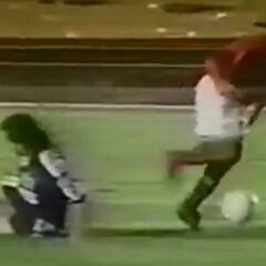 El día que el cumpleañero Romario le hizo 4 goles a la U