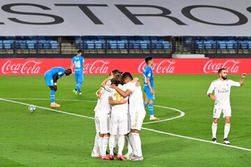 1-0. Karim Benzema celebró el primer gol.