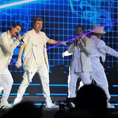 Backstreet Boys enamoraron a miles de fanáticas en Bogotá