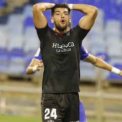 Rubén García trabaja en once fichajes para el Huesca