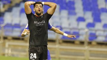 Rafa Mir, en un partido del Huesca.