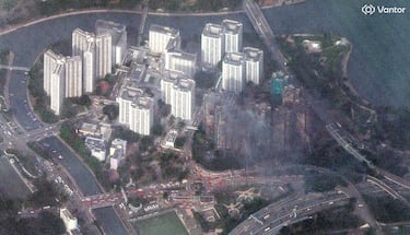 Imagen satelital del complejo de viviendas Wang Fuk Court, tras un incendio mortal en Hong Kong, China, el 27 de noviembre de 2025.