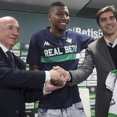 Emerson: "Cafú tiene un juego muy parecido al mío"