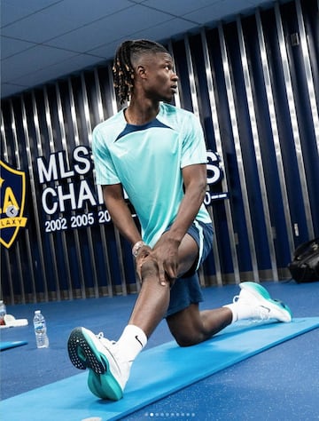 El centrocampista francés entrena durante sus vacaciones en el gimnasio del equipo de la MLS, Los Angeles Galaxy. 