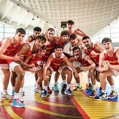 España pone la directa hacia la semifinal