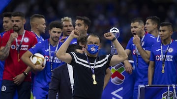 Juan Reynoso Cruz Azul head Coach celebrates after the game Cruz Azul vs Santos, corresponding to second leg match Final of the Torneo Clausura Guard1anes 2021 of the Liga BBVA MX, at Azteca Stadium, on May 30, 2021.
<br><br>
Juan Reynoso Director Tecnico de Cruz Azul celebra despues del partido Cruz Azul vs Santos, correspondiente al partido de vuelta de la Gran Final del Torneo Clausura Guard1anes 2021 de la Liga BBVA MX, en el Estadio Azteca, el 30 de Mayo de 2021.