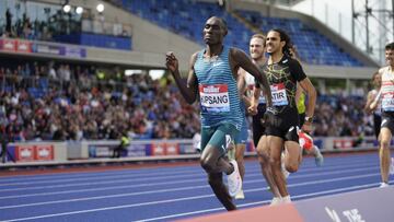 Kipsang y Katir en el 1.500, con Mechaal a la derecha.