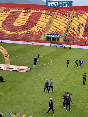 Los más insultados por los hinchas de Colo Colo y la U no fueron jugadores: esto no se vio en TV