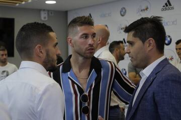 (Left to right) Koke, Sergio Ramos and AFE president David Aganzo.