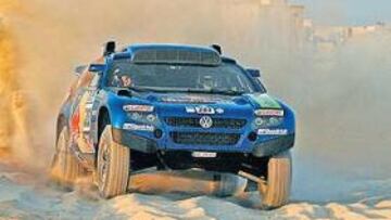 <b>DOMINADOR. </b>Sainz, a pesar de los problemas sufridos, está cada día más aclimatado a las dunas y a las dificultades del desierto.