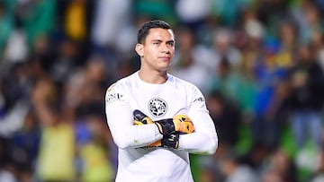  Luis Malagon of America during the 6th round match between Leon and America as part of the Torneo Clausura 2024 Liga BBVA MX at Nou Camp Stadium on February 10, 2024 in Leon Guanajuato, Mexico.