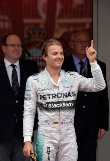 Nico Rosberg celebrando su victoria en el Gran Premio de Mónaco.