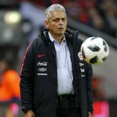 "Ni Bravo ni ningún jugador consagrado irá a la gira"