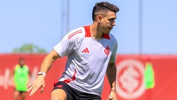 Borré acelera su recuperación para el Gaúcho y Eliminatorias