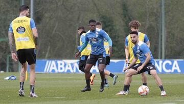 William superó sus molestias y estará en el Celta B - Deportivo.