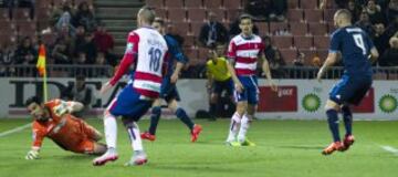 Benzema marca el 0-1.