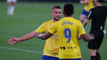 &Aacute;lvaro Gim&eacute;nez celebra un gol con el C&aacute;diz.