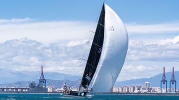 El Seabery perdió la Málaga Sailing Cup por una rotura