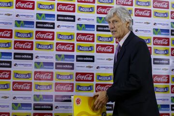 Pékerman en otra de sus conferencias de prensa en Bogotá en el año 2015