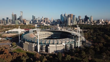 El segundo estadio más grande del mundo se encuentra en Melbourne, capital del estado australiano de Victoria y ciudad más poblada de Australia y Oceanía. Tiene capacidad para 100.000 personas, y ha sido sede de eventos como los Juegos Olímpicos de Melbourne 1956 y los Juegos de la Mancomunidad de 2006.