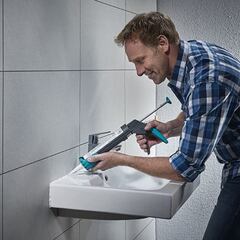 La pistola de silicona definitiva: sistema antigoteo y mango ergonómico para manejarla “sin dejarse las manos”