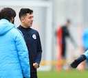 Guardiola está satisfecho con la salida de Ian Poveda al Leeds