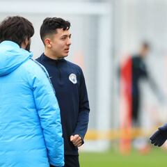 Guardiola está satisfecho con la salida de Ian Poveda al Leeds