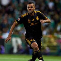 Rafael Carioca podría salir de Tigres para irse al Botagofo