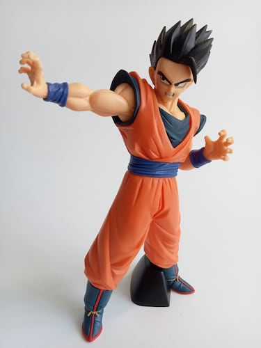 ‘Dragon Ball Z’: Gohan Ultimate planta cara a un confiado Majin Buu en dos formidables figuras combinables