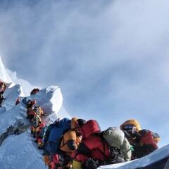 Colas en el Everest: "lo más" no es siempre lo mejor