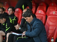21/02/26 PARTIDO SEGUNDA DIVISION
ALMERIA - CORDOBA
BANQUILLO RUBI ENTRENADOR DEL ALMERIA