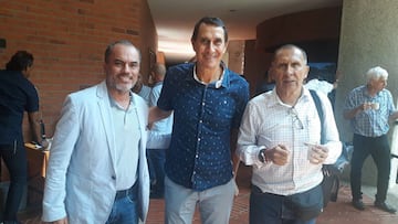 Alexandre Guimaraes compartió con Jaime de La Pava y Diego Umaña, los últimos técnicos campeones con América.
