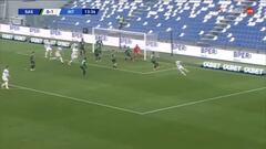 El autogol del Sassuolo tras el furioso remate de Vidal