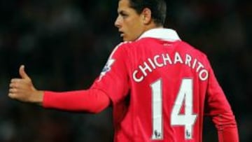 El mexicano vestirá su característico número 14 con los 'Red Devils'.