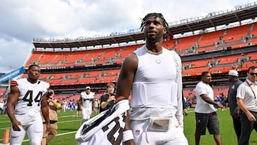 After signing Bailey Zappe, the Browns now have four quarterbacks, but Kevin Stefanski wasted no time clearing up what it means for Shedeur Sanders.