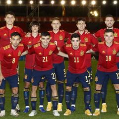 1x1 de la Sub-21: Brillante Bryan Gil y detalles de Pedri y Brahim