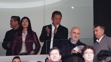 08/12/18 PARTIDO PRIMERA DIVISION
 VALENCIA - SEVILLA 
 PALCO
 PETER LIM DUE&Atilde;O
 ESPOSA SRA LIM
 
 
 