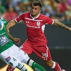 Querétaro anuncia a Triverio y Cadete como sus refuerzos