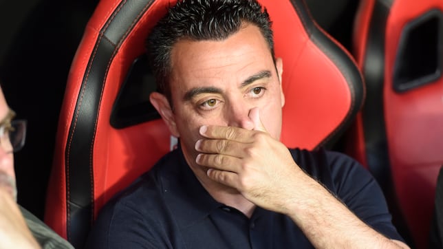 Manchester United linked with Xavi Hernandez