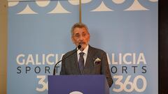Carlos Mouriño durante su conferencia en el Círculo de Empresarios de Vigo.