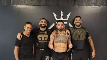 Jesús Gallo, Mani Tavanaei, Ilia Topuria y Mathias Ribeiro tras un entrenamiento.